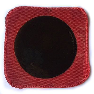 红棉布颈肩腰腿痛贴14*14 黑膏药直径10.5手工膏药