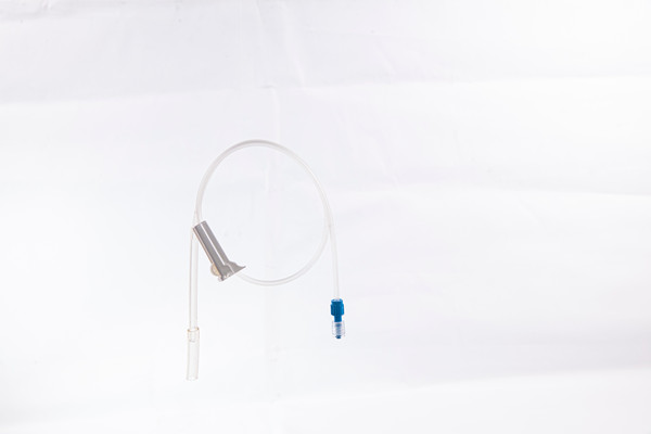 积液引流体外吸引连接管配引流导管