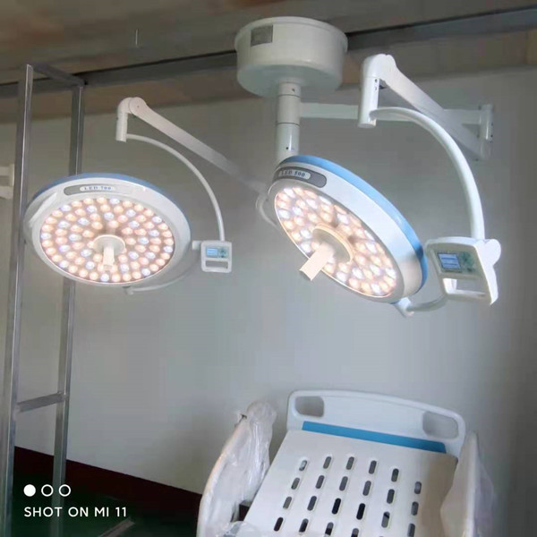 LED手术无影灯手术室冷光吊式落地立式医用无影灯微整宠物口腔医美整型医院手术灯