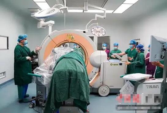 手术机器人专用碳素手术床